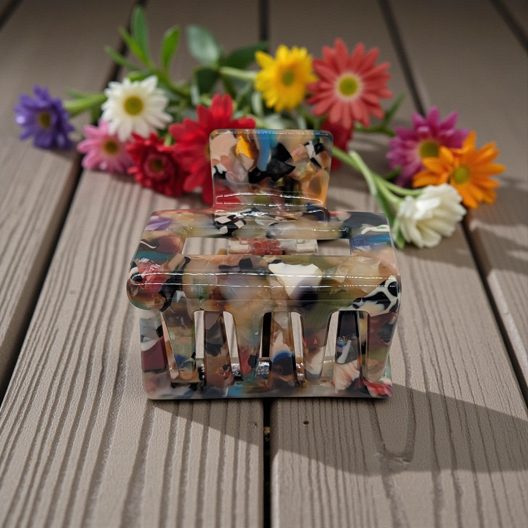 Small hair claw clip