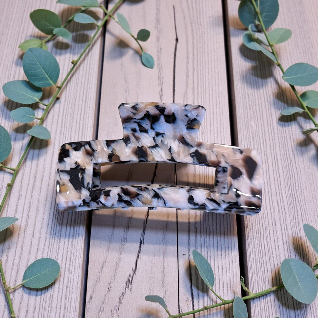 10.5cm black, brown and beige claw clip