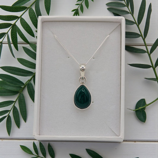 Sterling Silver Green Onyx Teardrop Stone Necklace